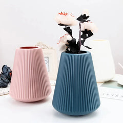 Lineare Flower Vases