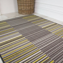 Green Sapporo Lined Runner Rug