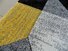 Large Yellow & Silver Triangular Rug