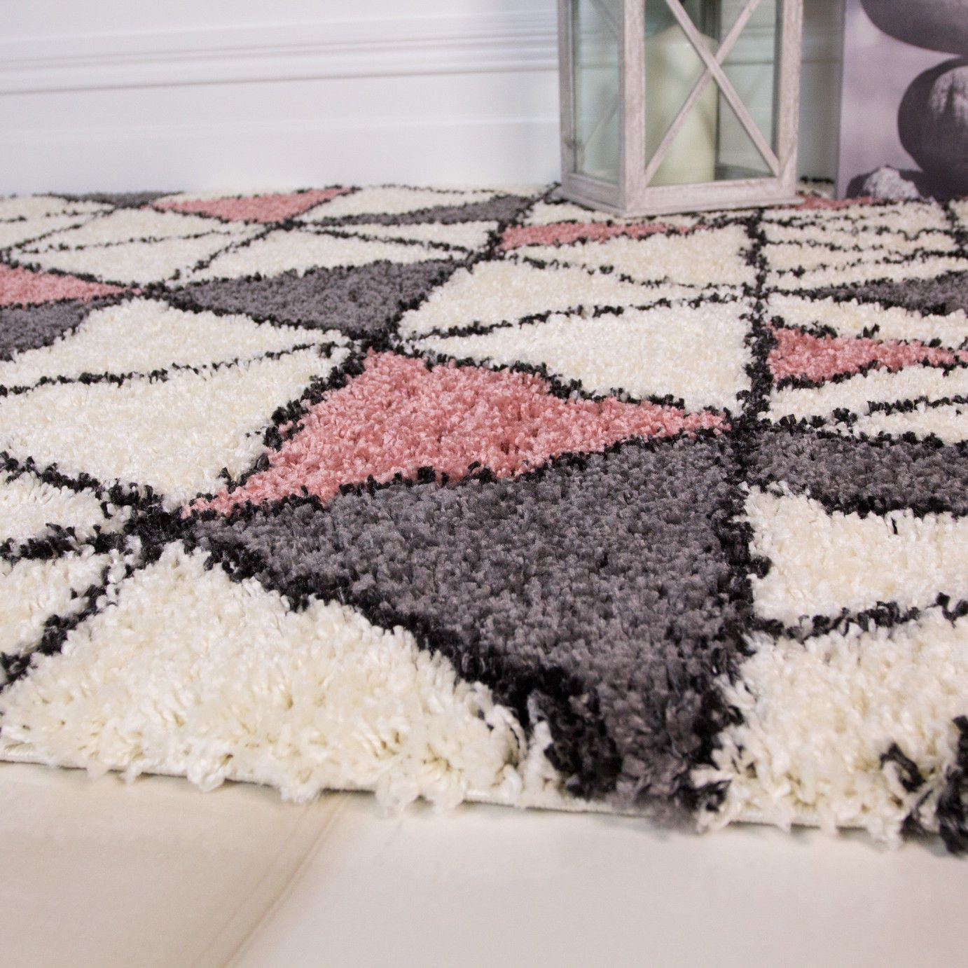 Luxurious Geometric Shaggy Rug