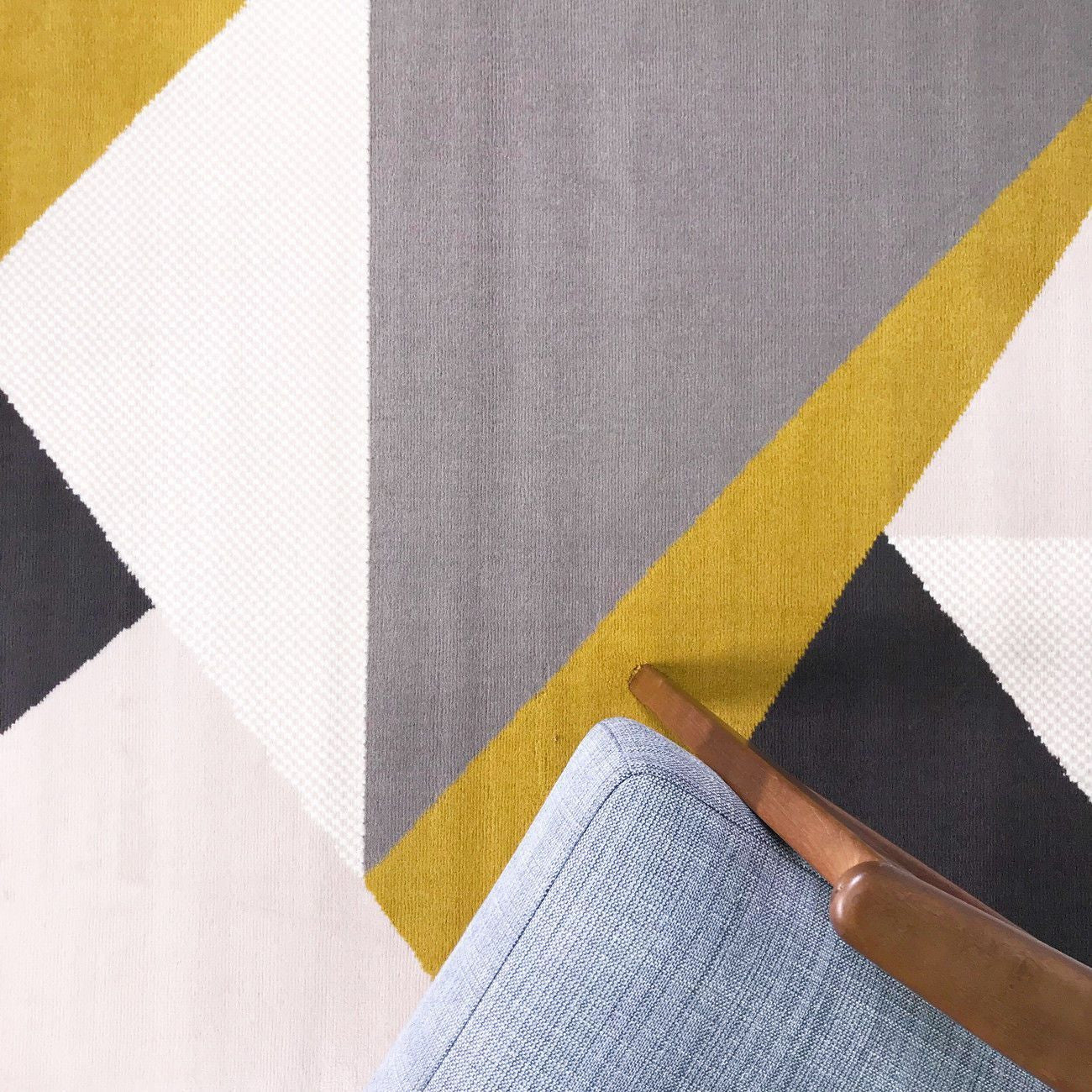 Grey Abstract Stripe Rug