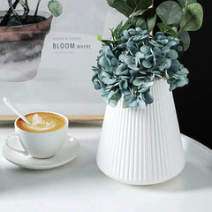 Lineare Flower Vases