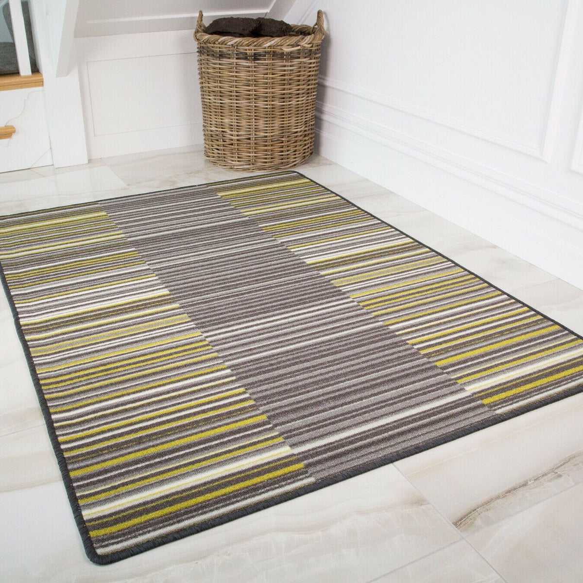 Green Sapporo Lined Rug