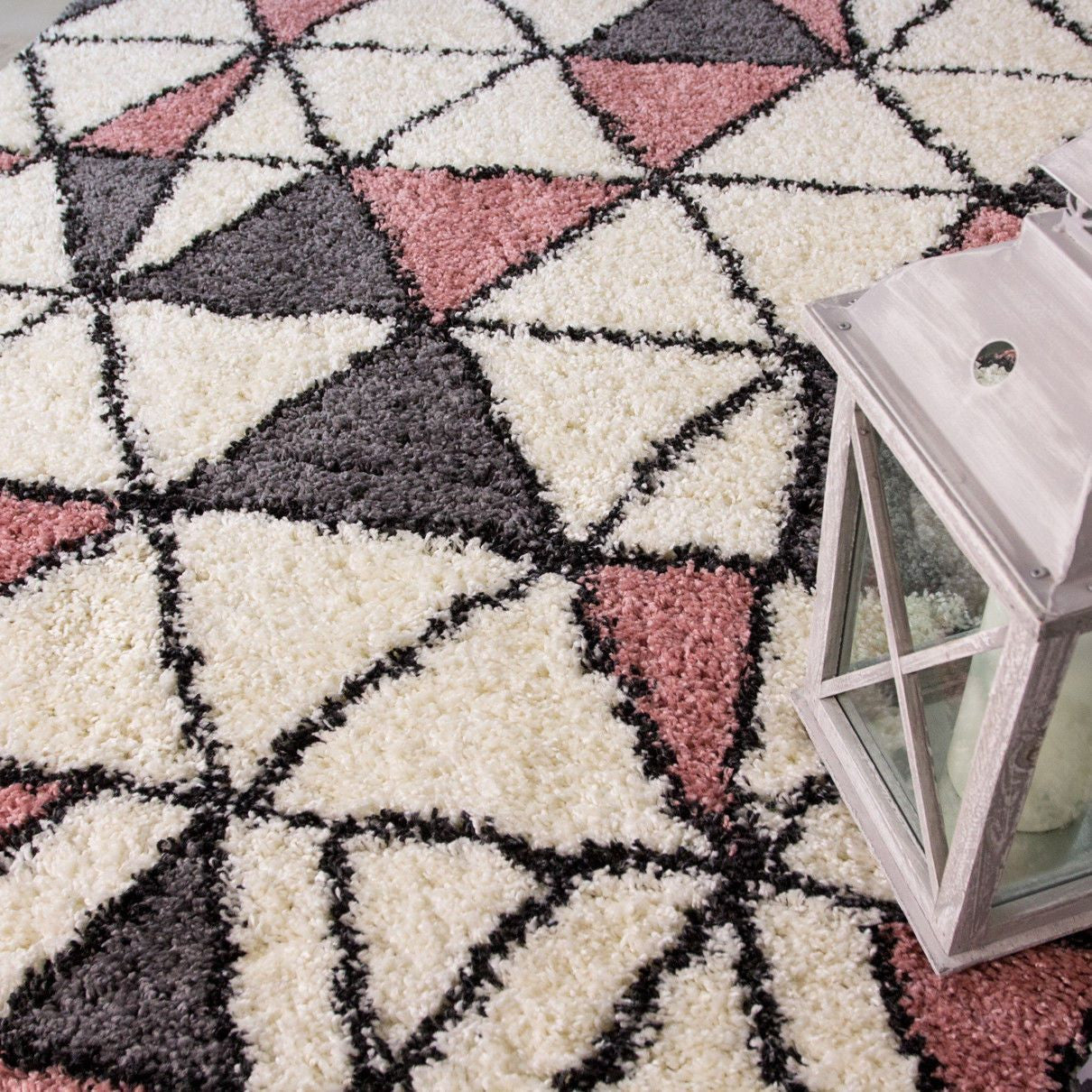 Luxurious Geometric Shaggy Rug